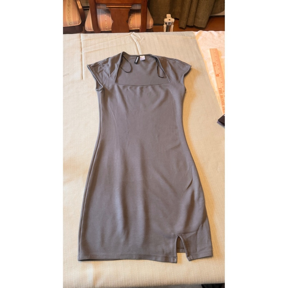 H&M Divided Gray Square Neck Bodycon Mini Dress Cap Sleeve Side Slit Size M
